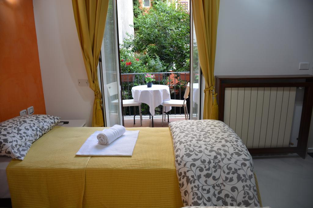 Roma Hotel Srls Εξωτερικό φωτογραφία