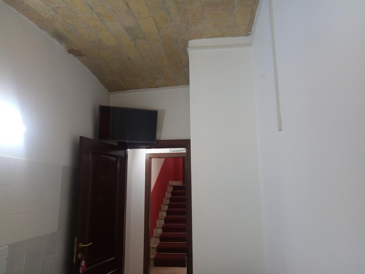 Roma Hotel Srls Εξωτερικό φωτογραφία